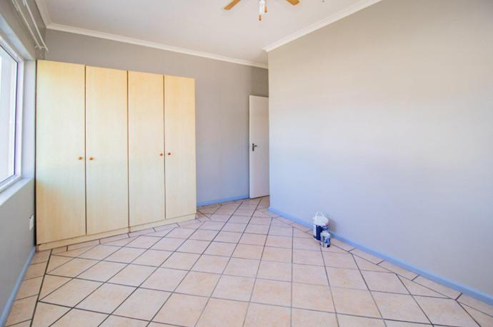 10 Bedroom Property for Sale in Gordons Bay Western Cape